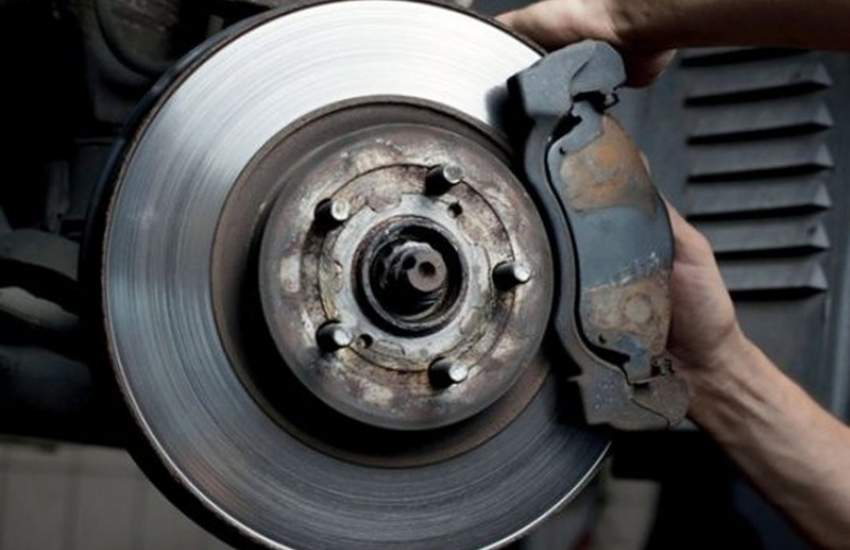 لنت ارزان،دردسر پنهان برای خودروها لنت ارزان،دردسر پنهان برای خودروها